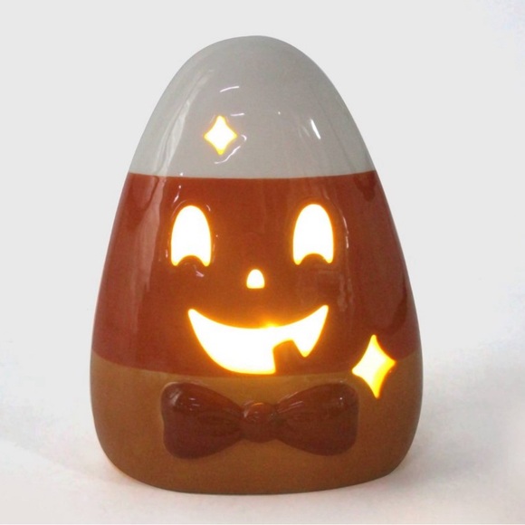 Light Up New 2024 Figural Candy Corn. - Picture 4 of 4